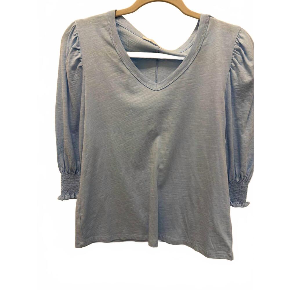 NEW SIX/FIFTY women's tessa v neck top in light blue